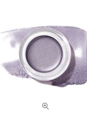 revlon colorstay eyeshadow in black currant